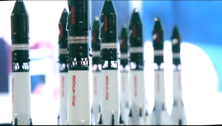 ОКБ «Факел» презентовало образовательное оборудование для «Космических классов».
